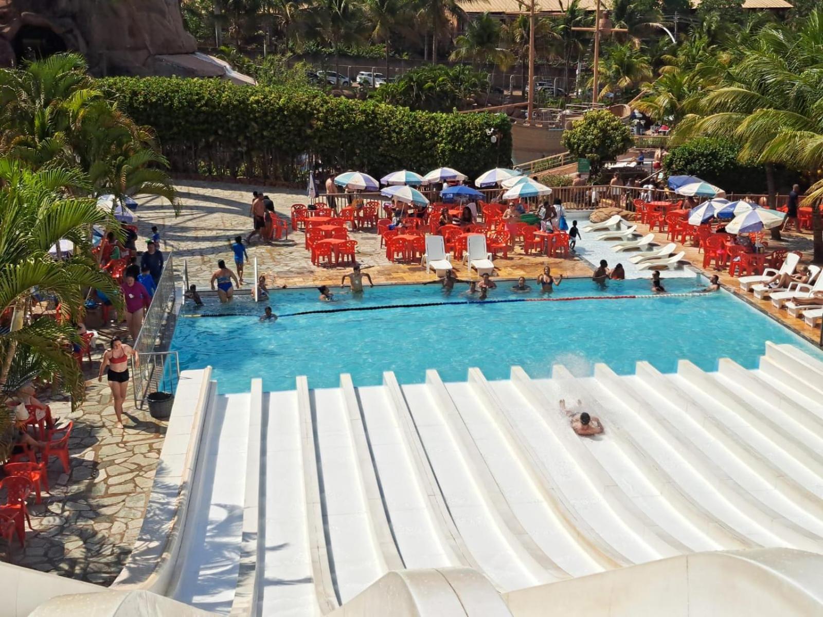 Piazza Diroma Hotel - Acqua Park E Splash Caldas Novas Dış mekan fotoğraf