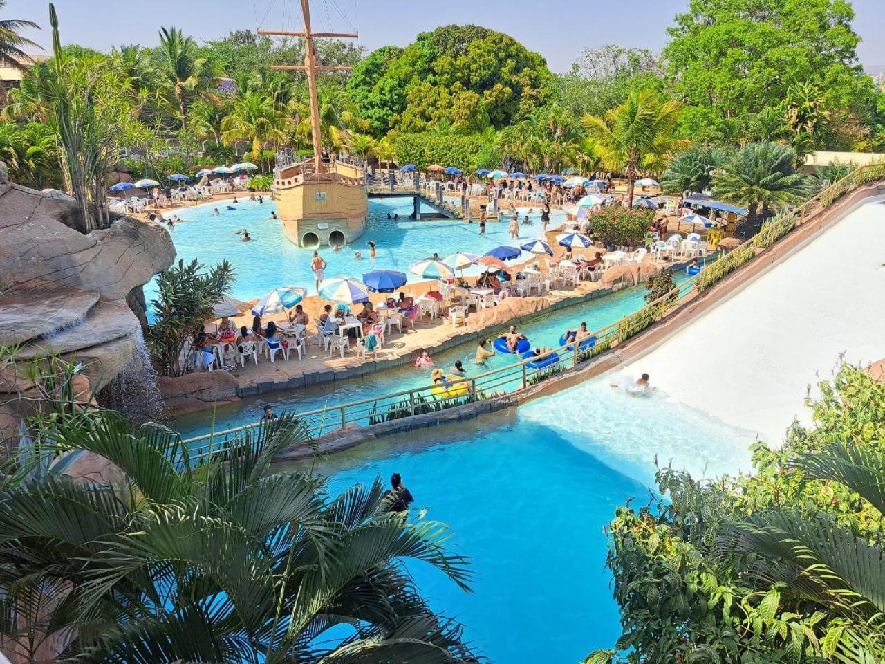 Piazza Diroma Hotel - Acqua Park E Splash Caldas Novas Dış mekan fotoğraf